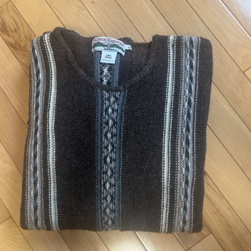 Celtic Country Size XL Sweater 🇮🇪 Made and Purchased in Ireland 🇮🇪 100% Wool EUC